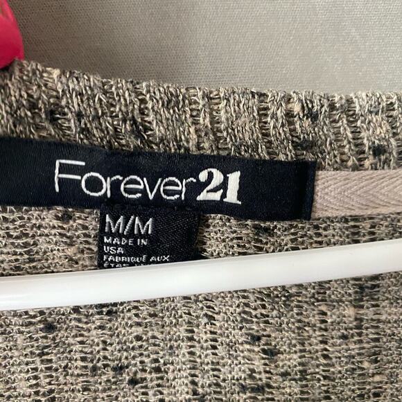 Forever 21 sz M thin knit gray cropped top - Picture 4 of 10
